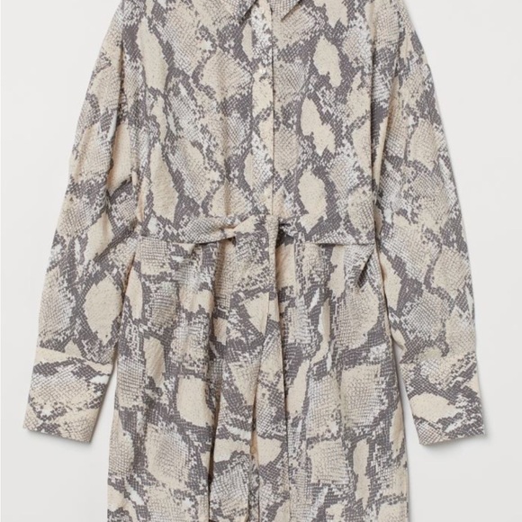 H&m- neutral snakeskin print crepe fabric button down tie front tunic/mini dress - Picture 8 of 12